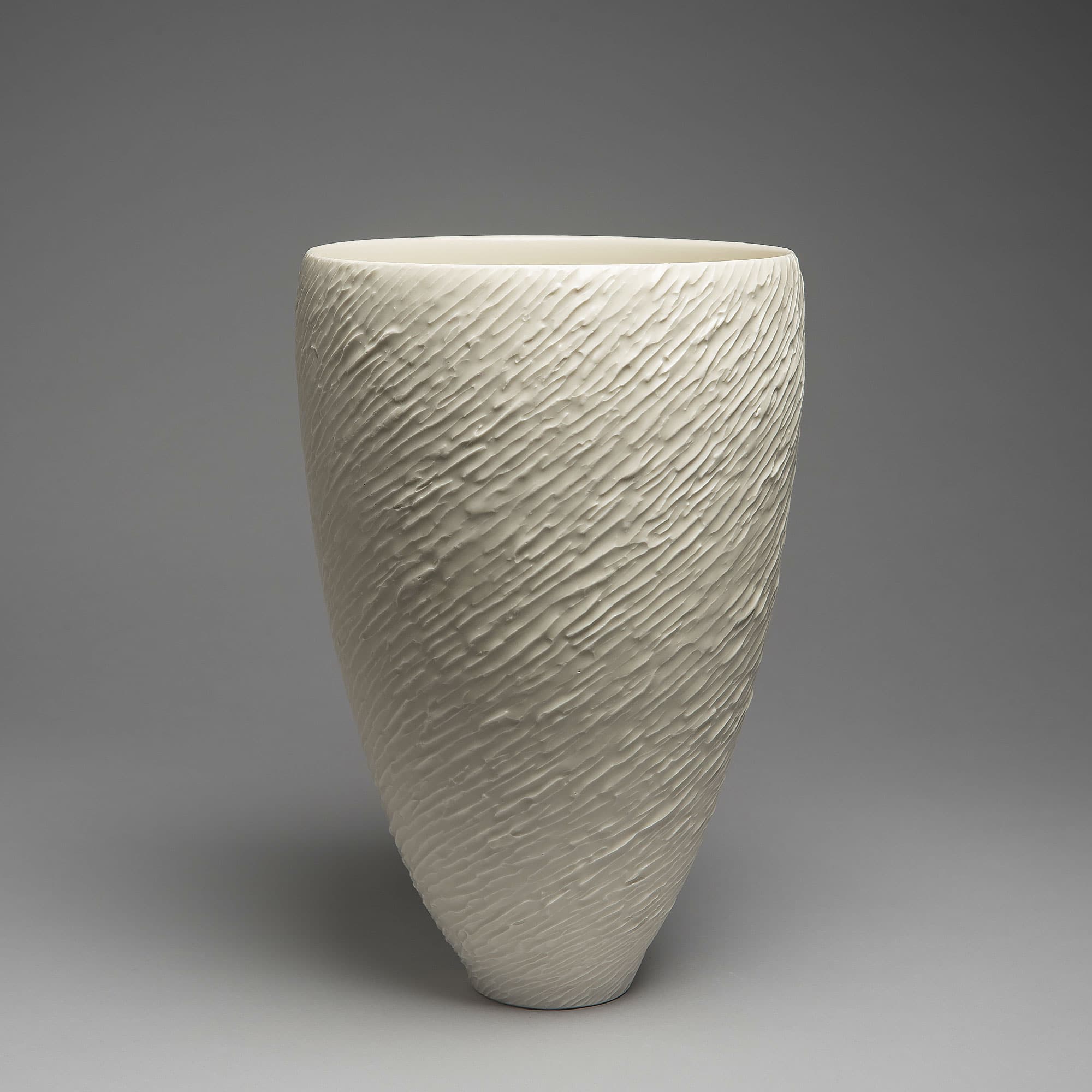 Marie-Laure Guerrier, vase en porcelaine émaillée 3